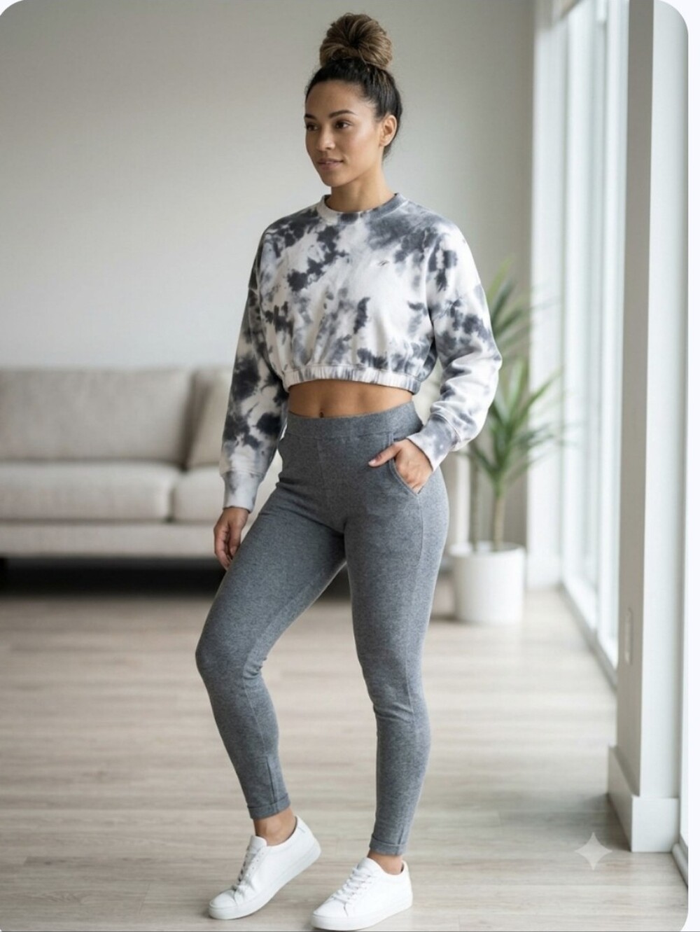 Hollister Crop Top Sweatshirt + Free Leggings